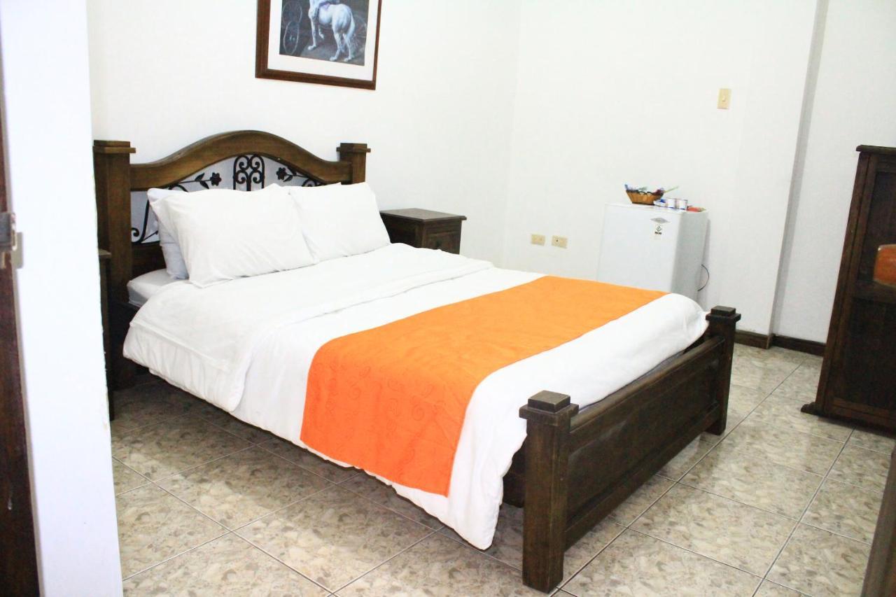 Hotel Colonial Manizales Exterior photo